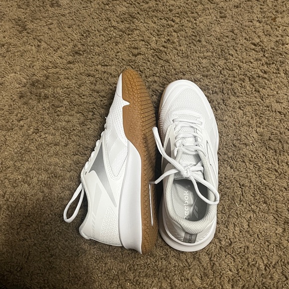 Never worn didn’t like how they looked on me. - Picture 3 of 4